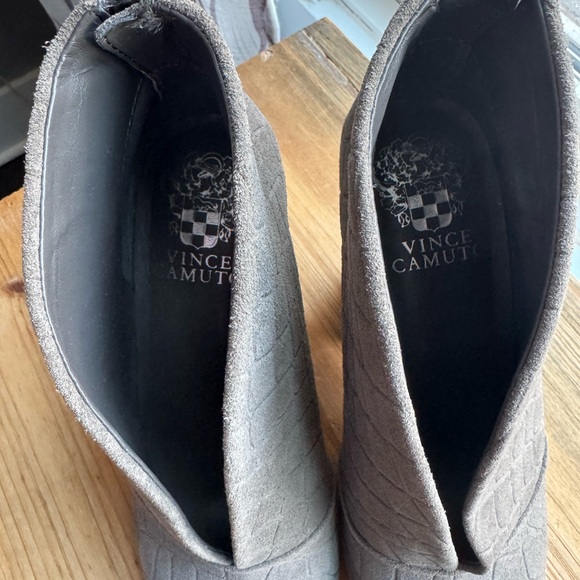 Vince Camuto Steevera Ankle Booties - Picture 7 of 9